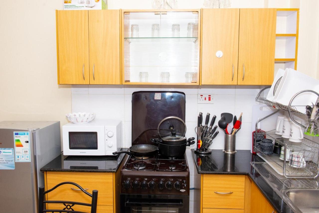 Mercy-Phillips Apartments Located At Eagle Tower Building Nairobi City Centre Экстерьер фото