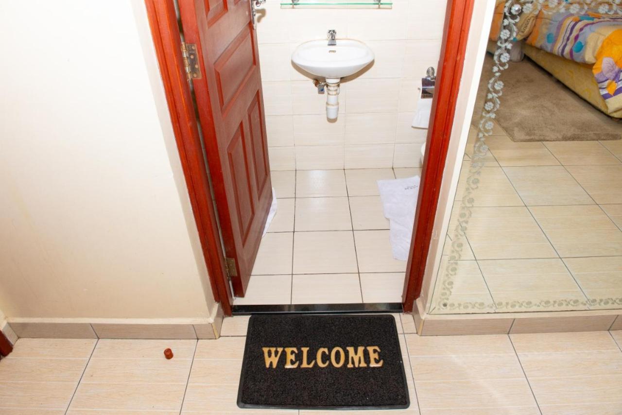 Mercy-Phillips Apartments Located At Eagle Tower Building Nairobi City Centre Экстерьер фото