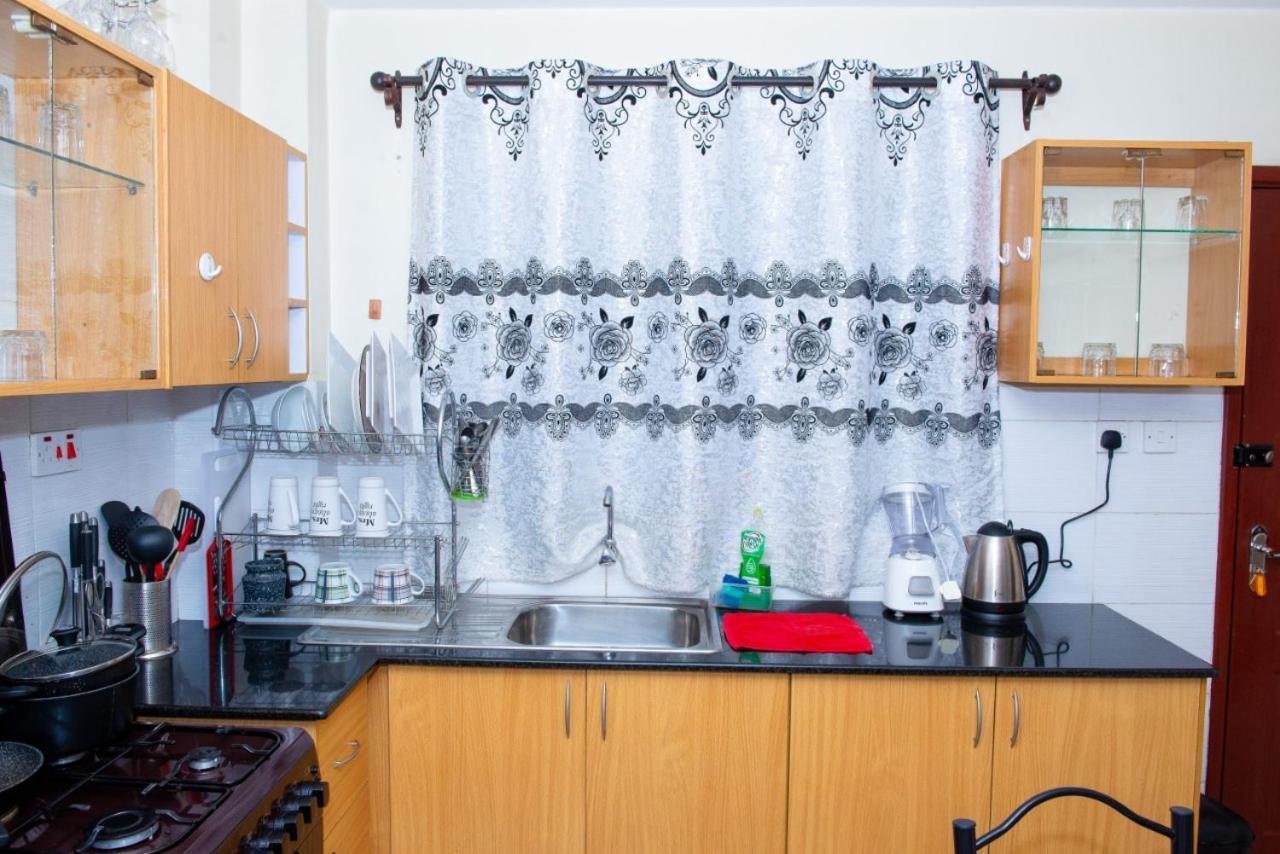 Mercy-Phillips Apartments Located At Eagle Tower Building Nairobi City Centre Экстерьер фото