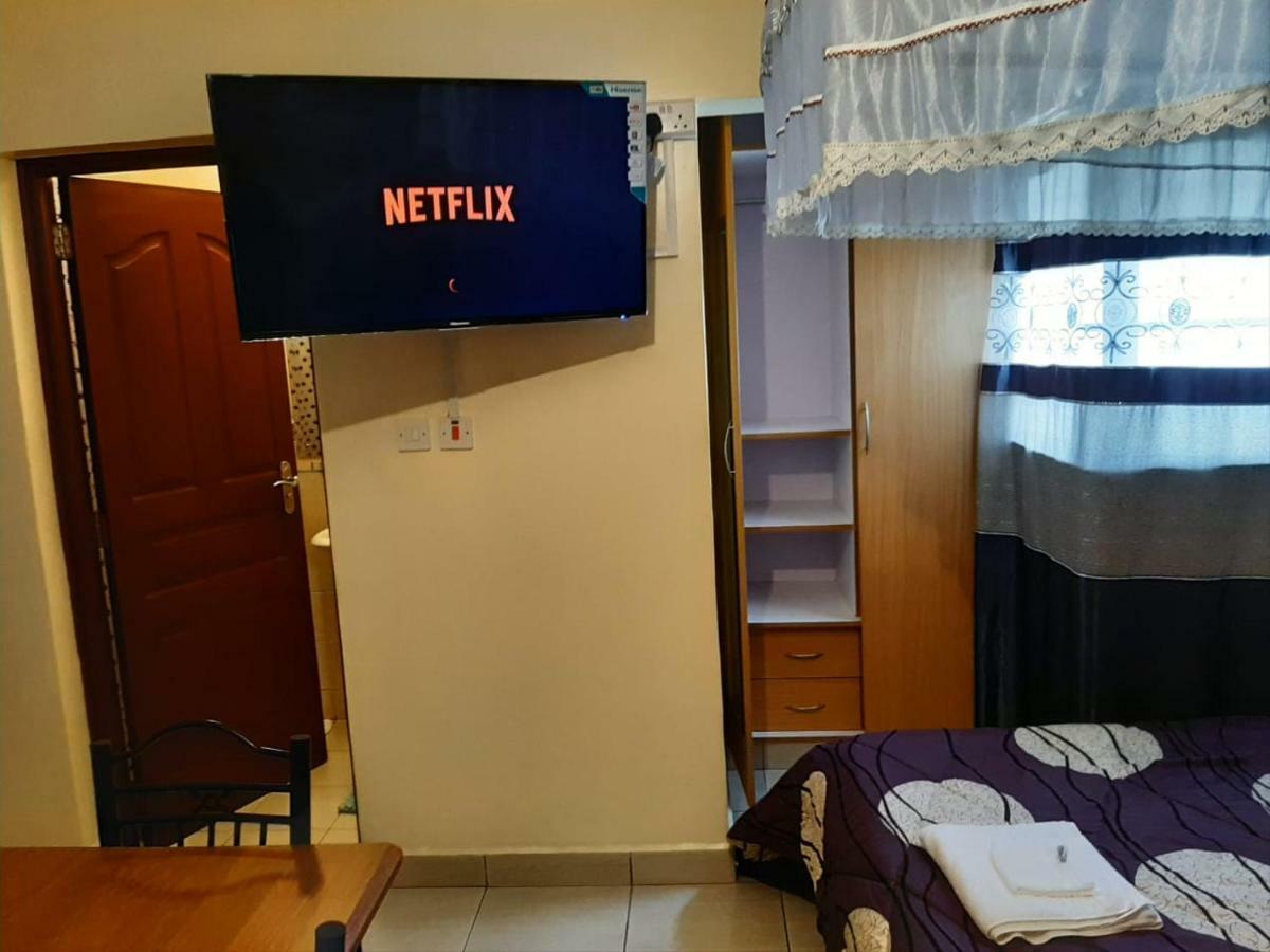 Mercy-Phillips Apartments Located At Eagle Tower Building Nairobi City Centre Экстерьер фото