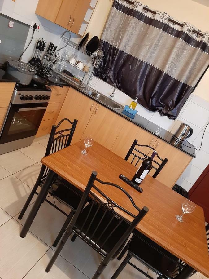 Mercy-Phillips Apartments Located At Eagle Tower Building Nairobi City Centre Экстерьер фото