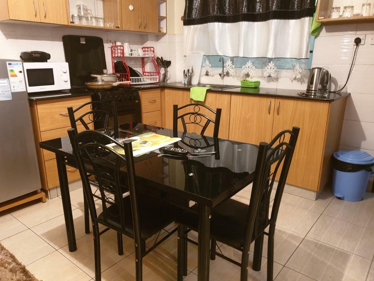 Mercy-Phillips Apartments Located At Eagle Tower Building Nairobi City Centre Экстерьер фото